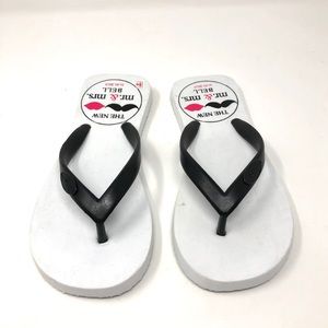 🆕 never worn flip flops